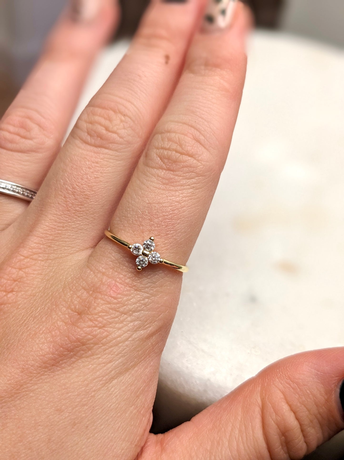 Elegant Gold-Plated Ring - Size 8.5