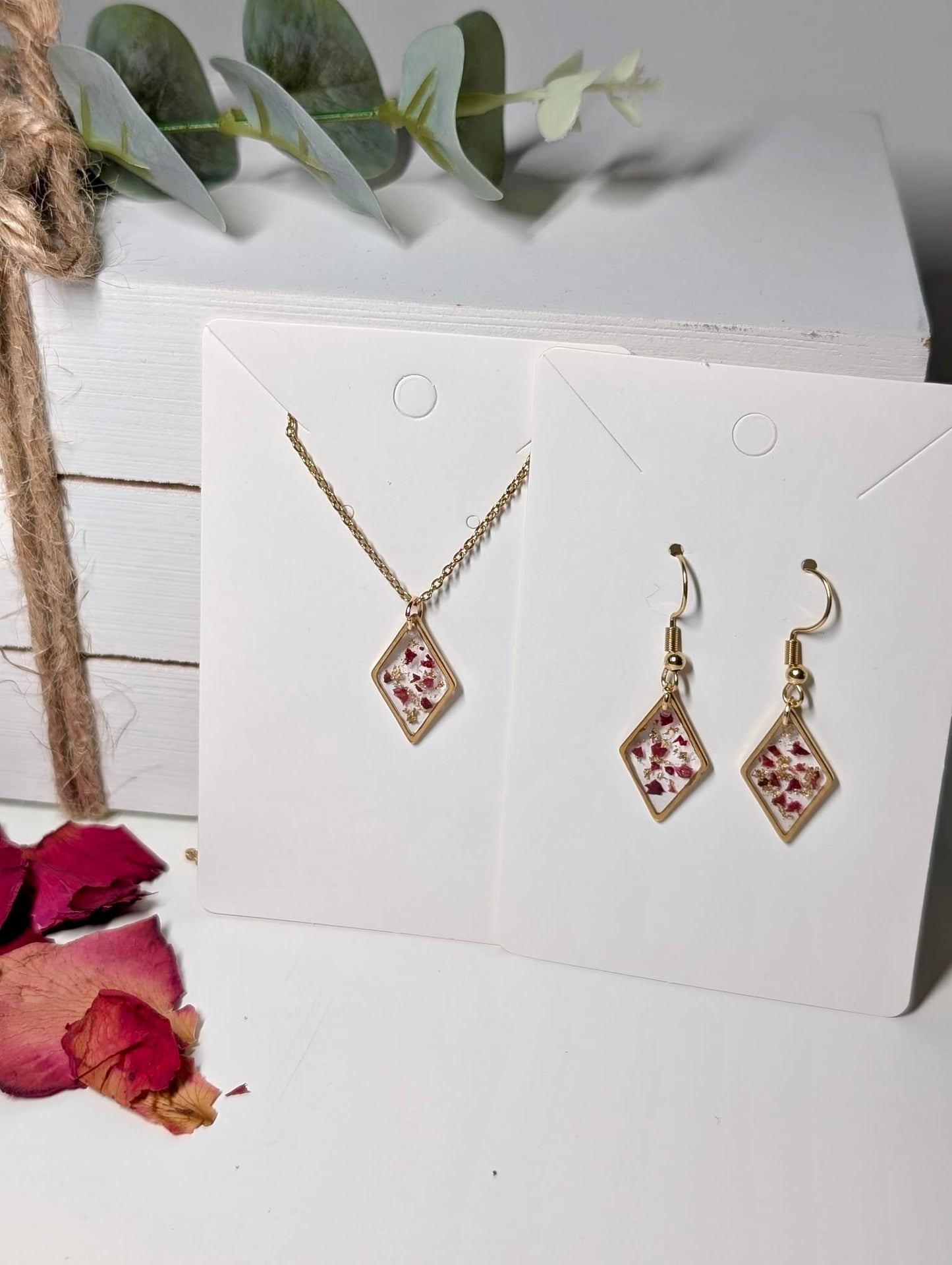Matching Earring and Necklace Set