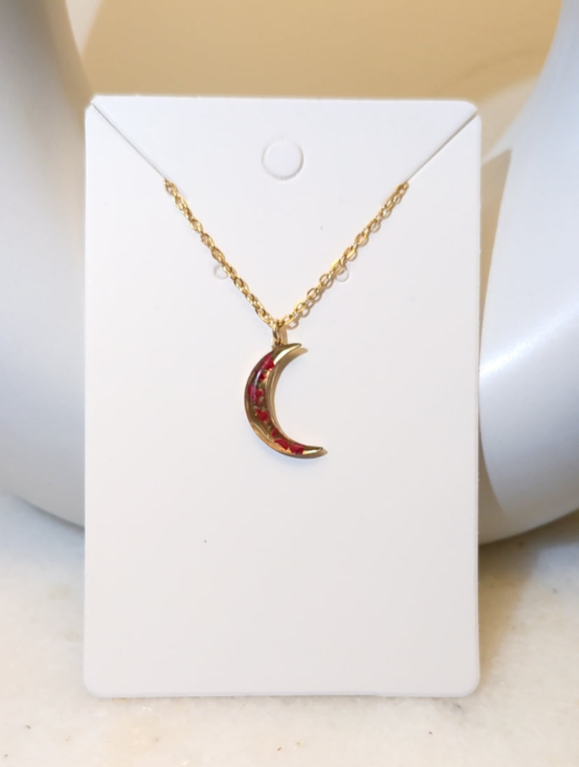 Moon Necklace with Dry Red Roses 🌹