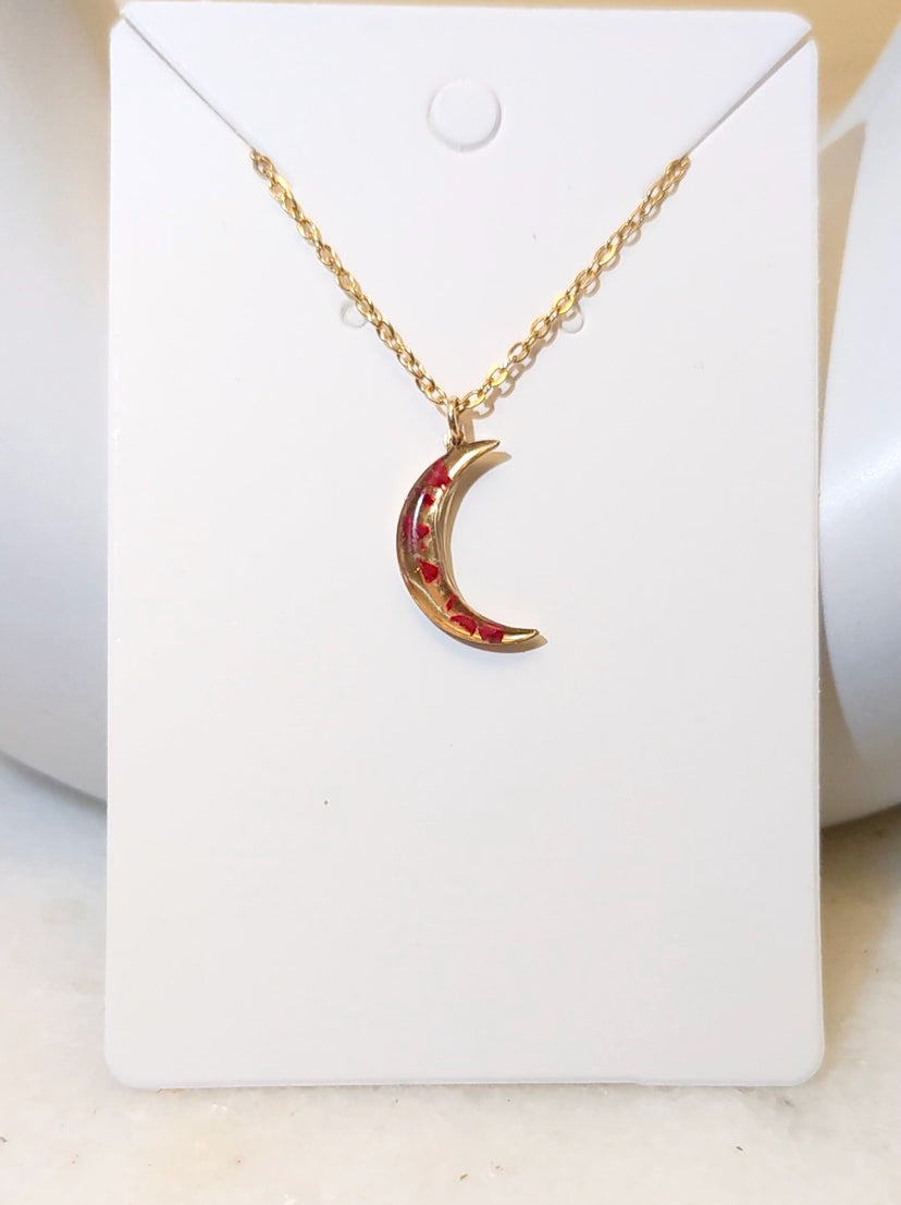 Moon Necklace with Dry Red Roses 🌹