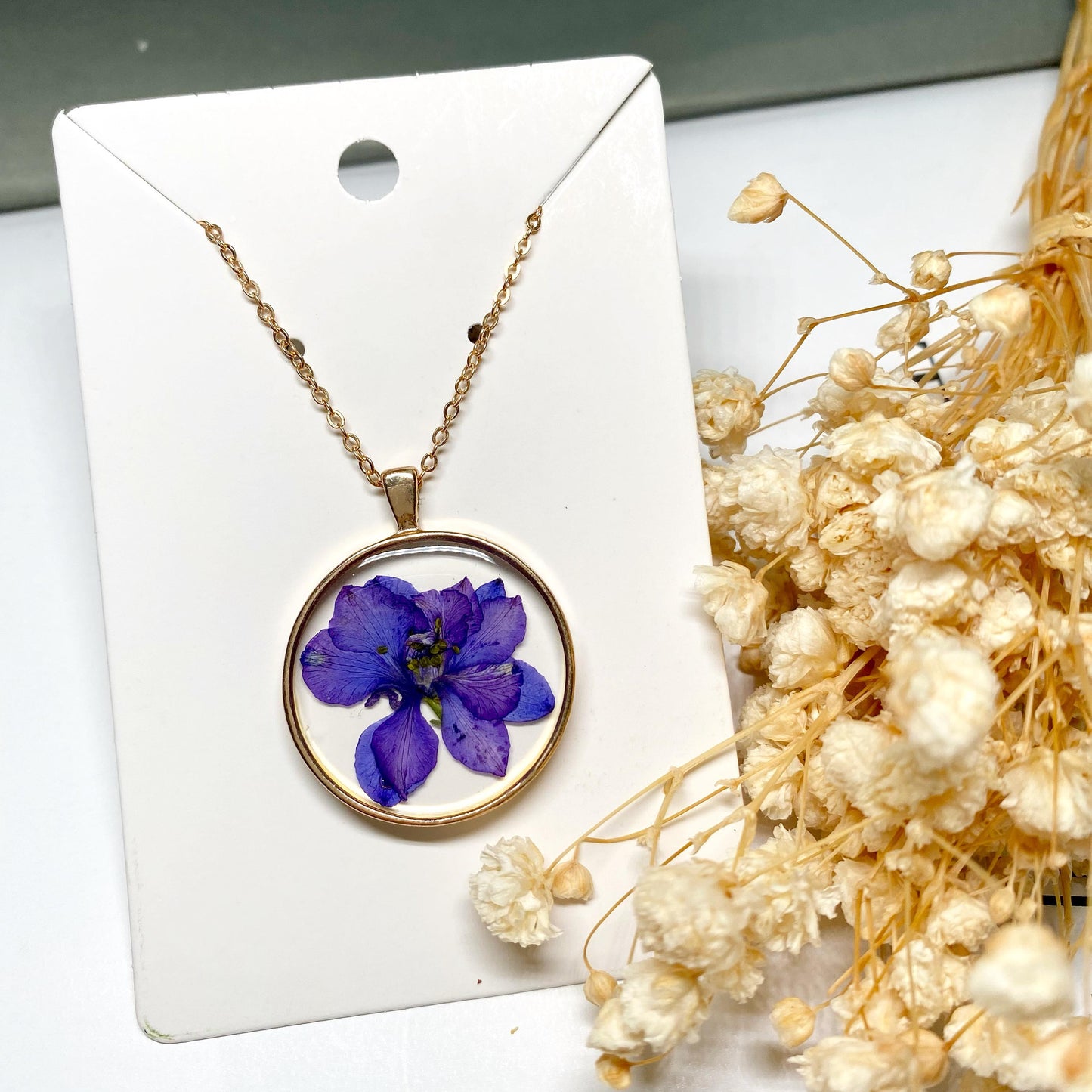 Golden Violet Necklace